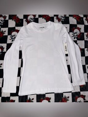🔥5/$25🔥 NWT Love 83 White Long Sleeve Crewneck T-Shirt Size Large